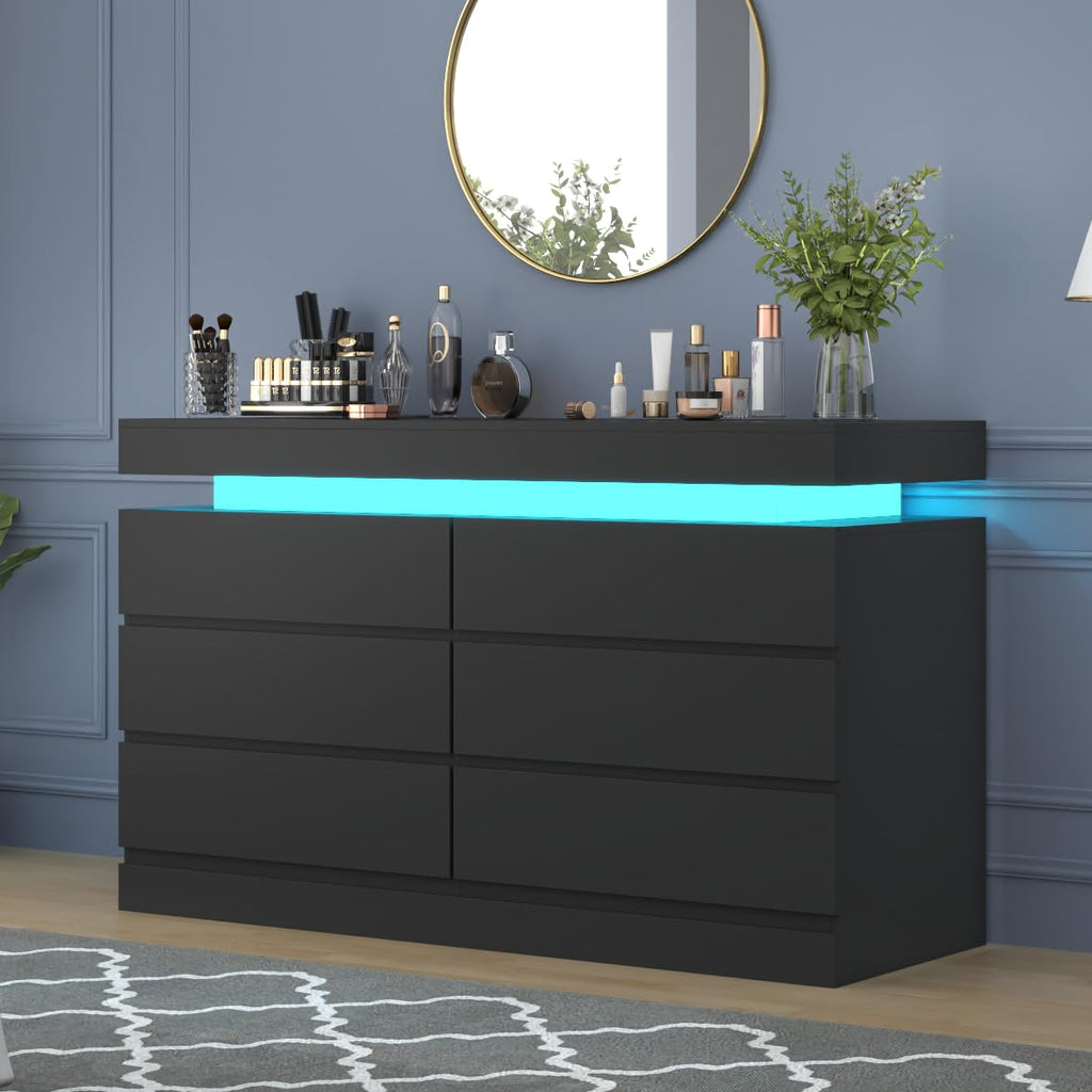 6 Drawer Dresser with Power Outlet P4624
