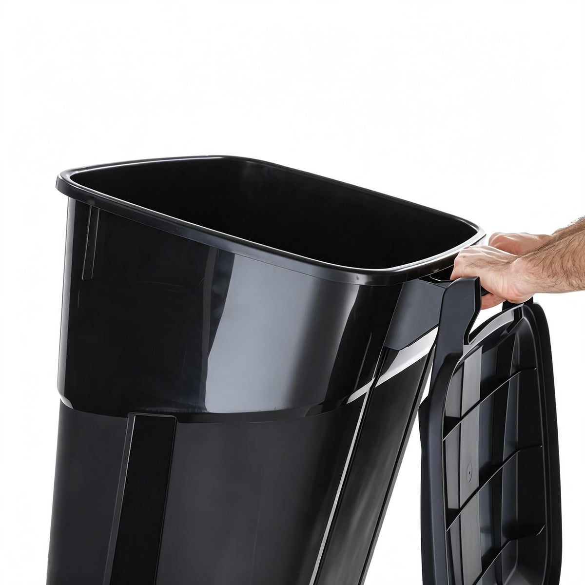 32 Gallon Black Plastic Wheeled Trash Can with Lid X296