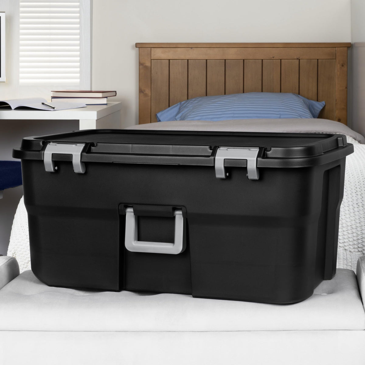 Black Wheeled Lockable Footlocker L91120